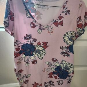 4 Tops BUNDLE Motherhood Maternity And SONOMA shirts / tops